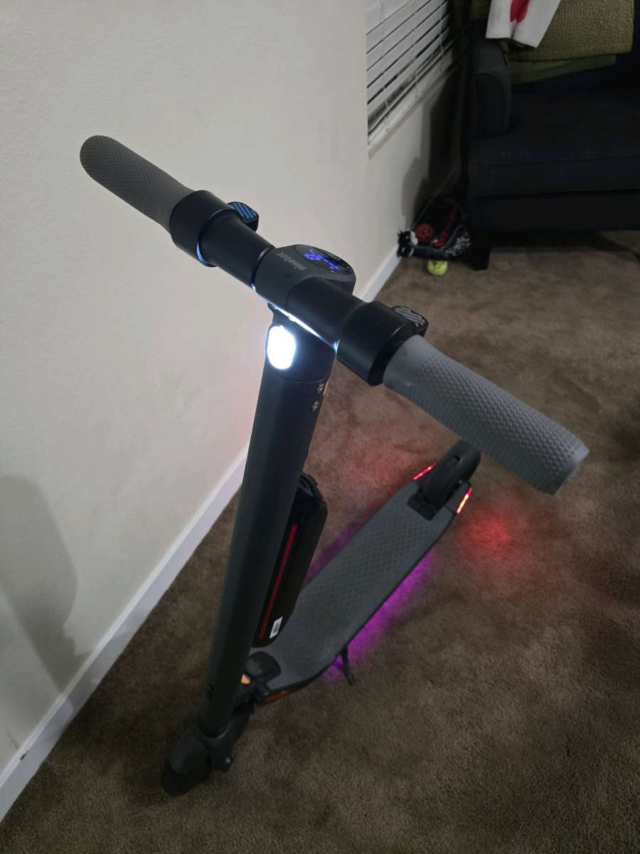 Segway Scooter ninebot ES3 plus