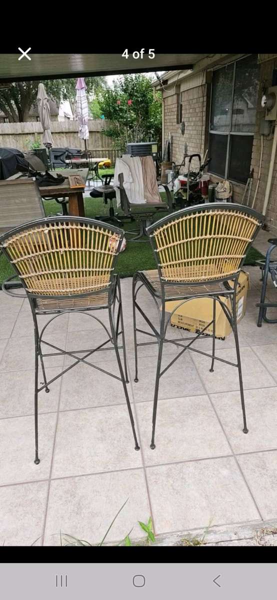 Set of 2 Wicker Bar Stools