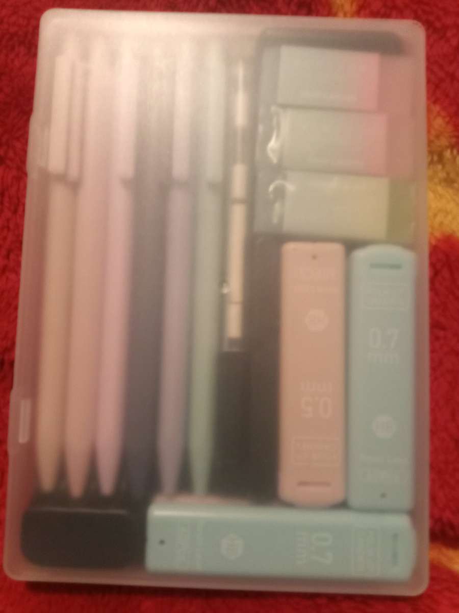 art set lead pencil with candles