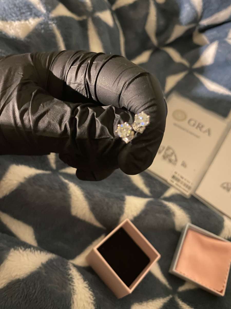 Lab Grown Diamond Stud Earrings