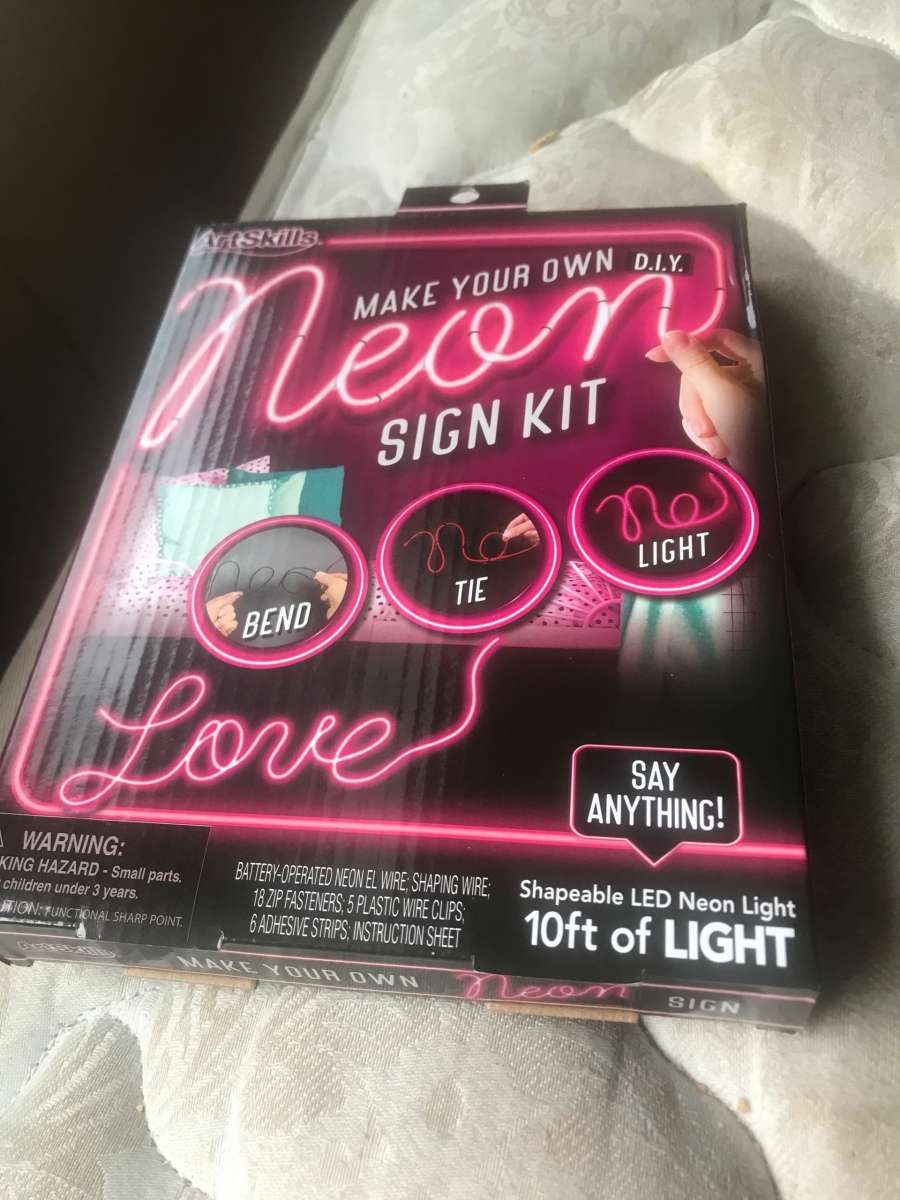 Artskills make your own sign kit led lights