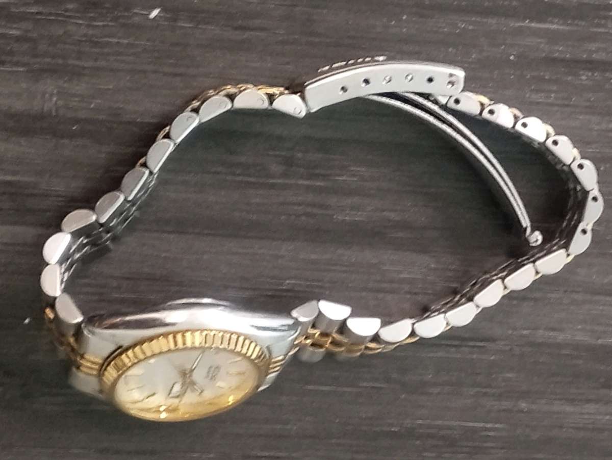 womans Seiko watch