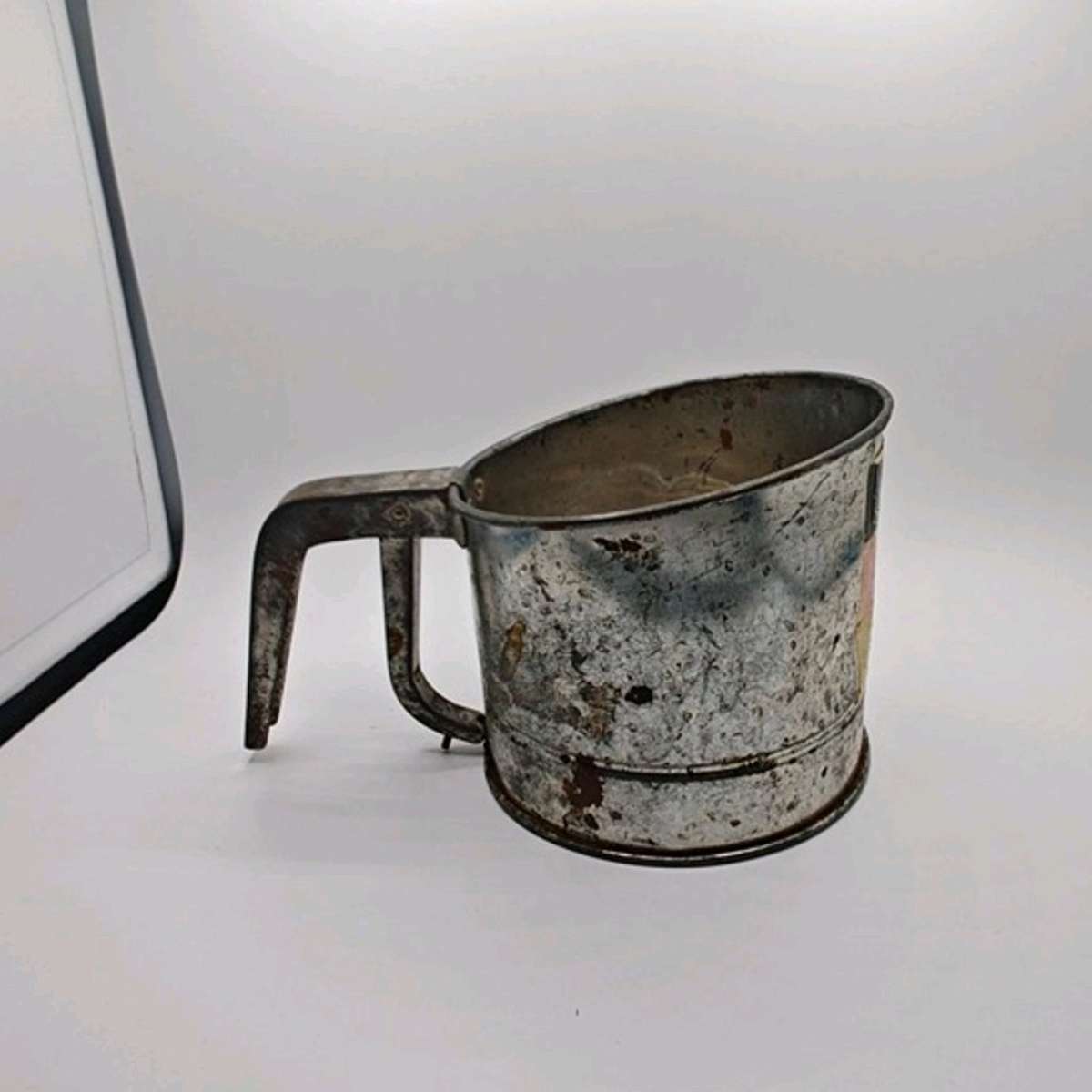 Vintage Bromco Flour Sifter kitchen Squeeze Handle farmhouse