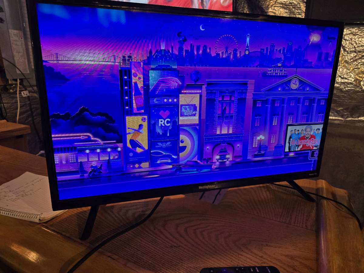 32 inch Westinghouse Roku TV