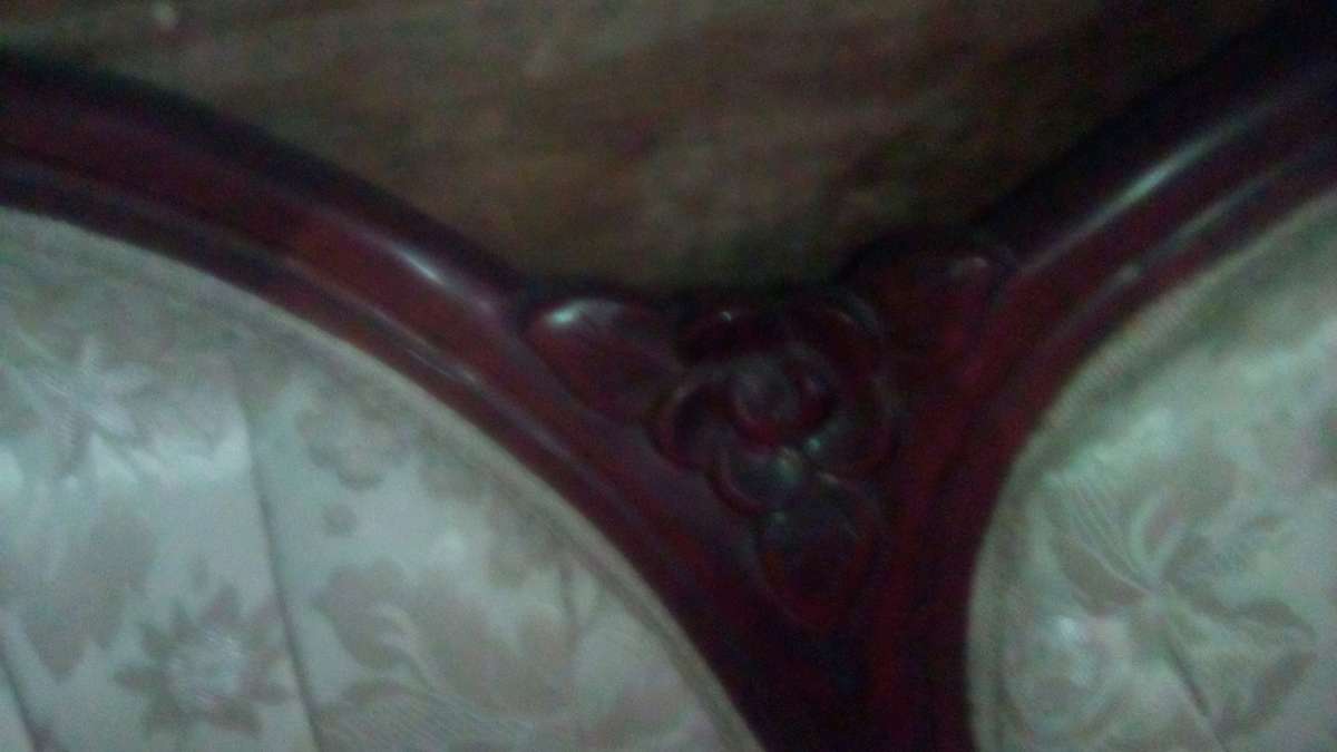 1512 victorian rose wood sofa