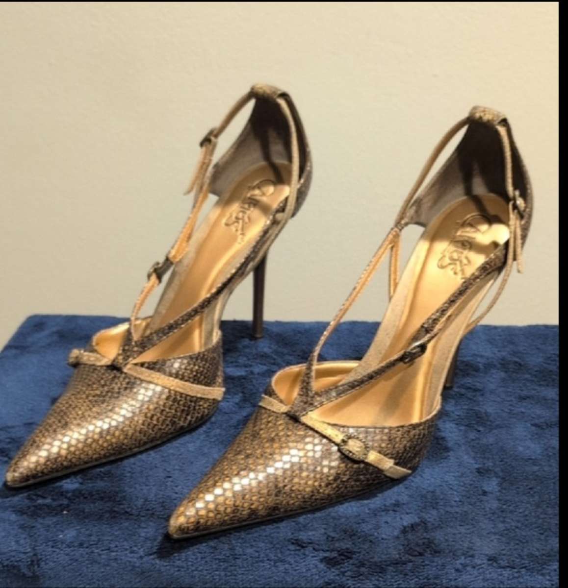 Brown Medium Heel PointedToe Shoes 10 medium