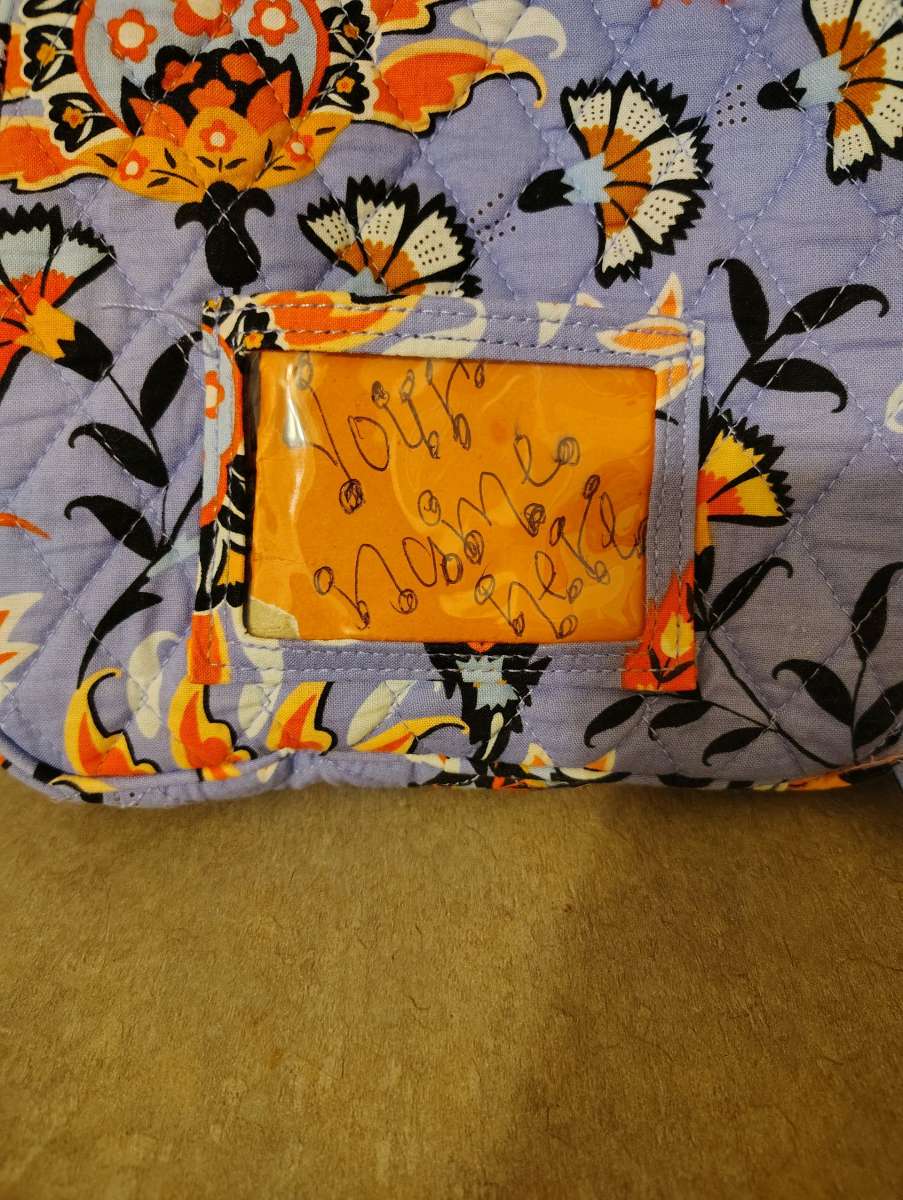 brand new Vera Bradley iconic Paisley lunch box