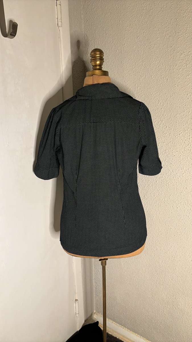 Rue21 Black Polka Dot Split Sleeve VNeck Blouse Size S