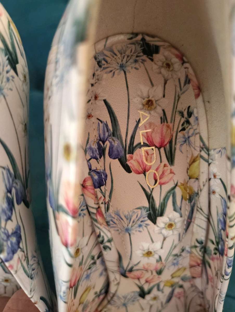 Aldo floral print heels