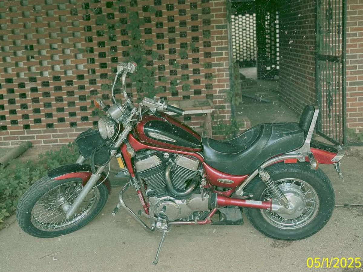 1999 Suzuki Intruder