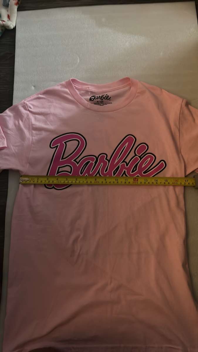 Barbie Official Living the Dream Life Pink TShirt Size S