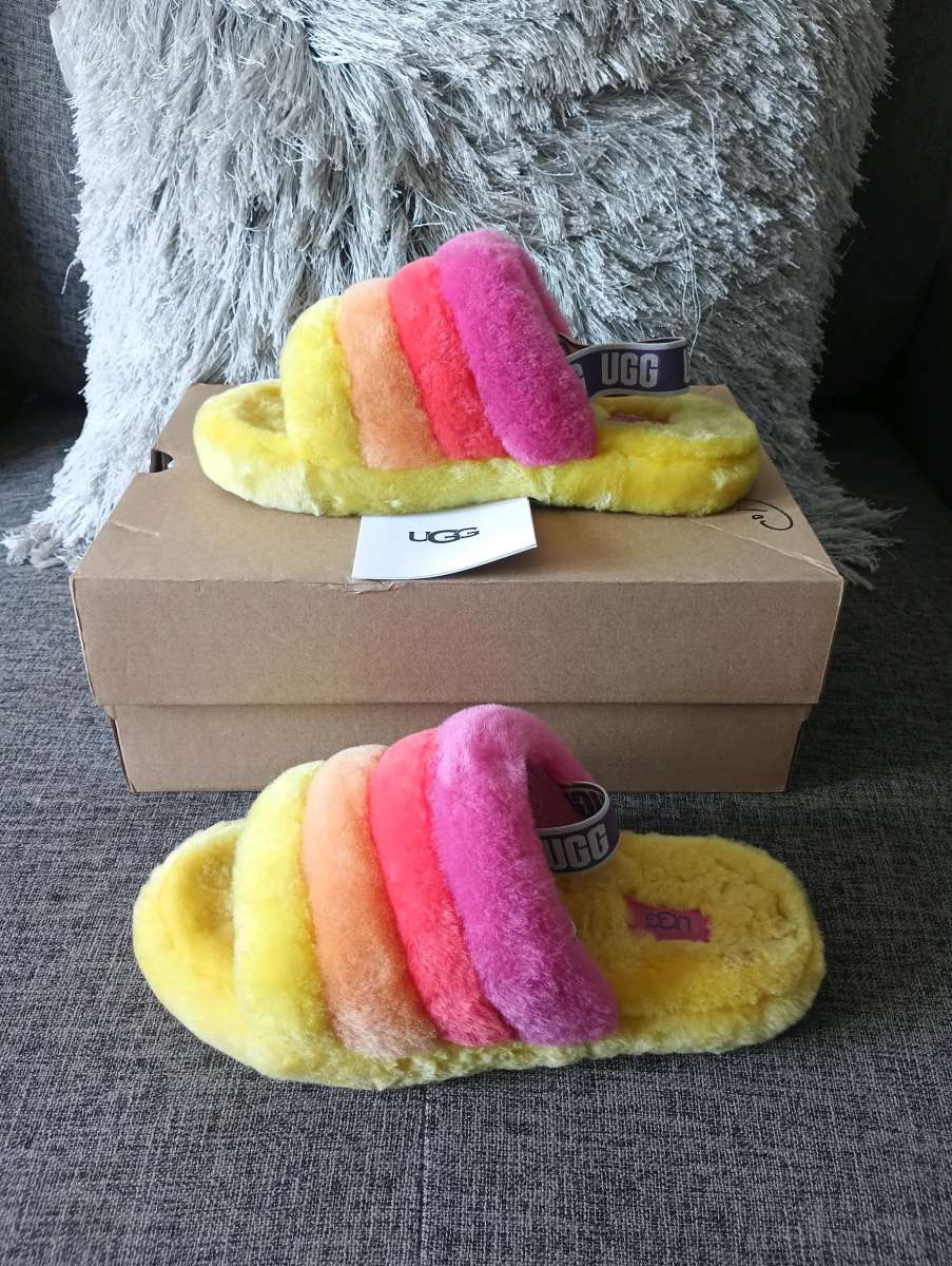 UGG Fluff Yeah Slide Kids Yellow Rainbow size 6 for women