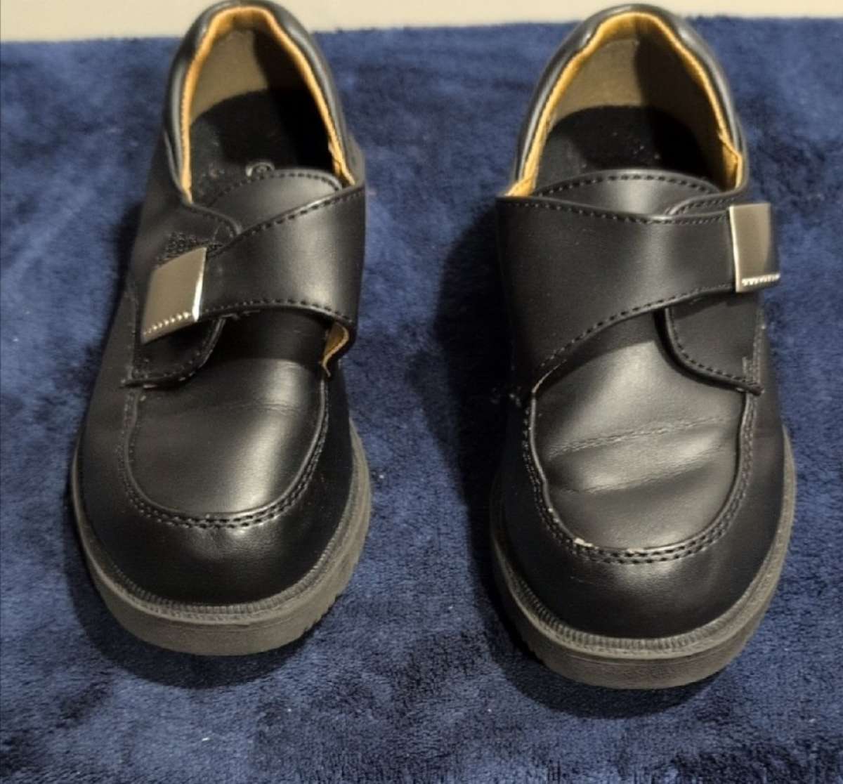 Boyss Black Leather Shoes size 9