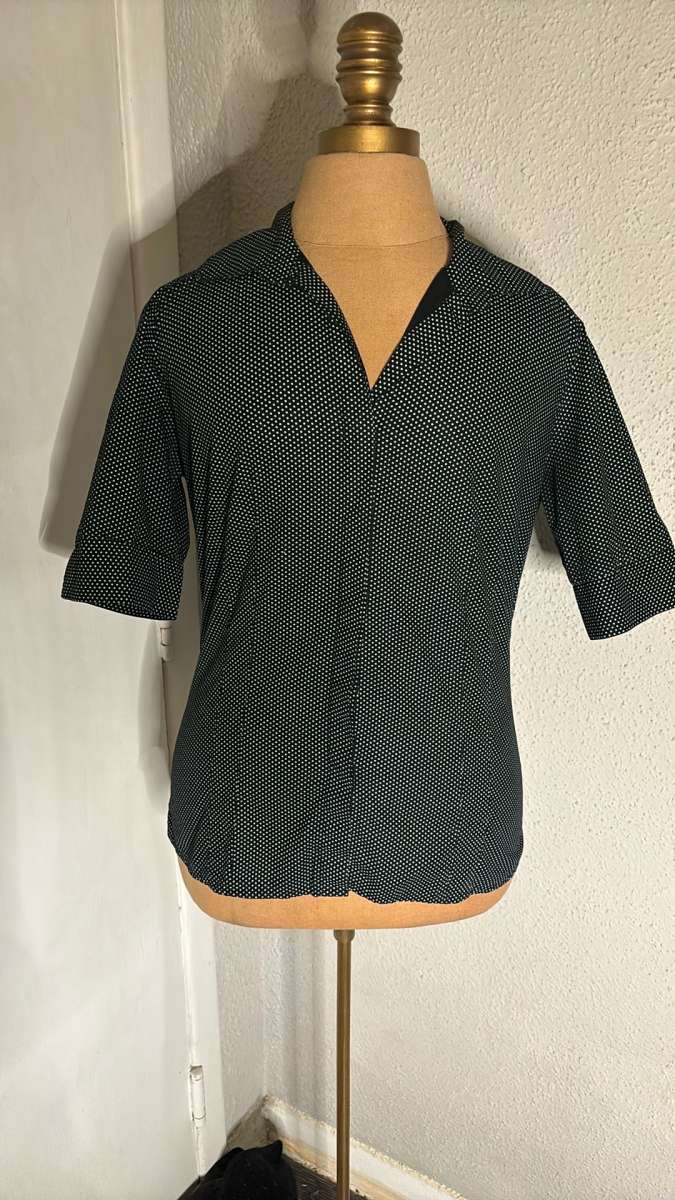 Rue21 Black Polka Dot Split Sleeve VNeck Blouse Size S