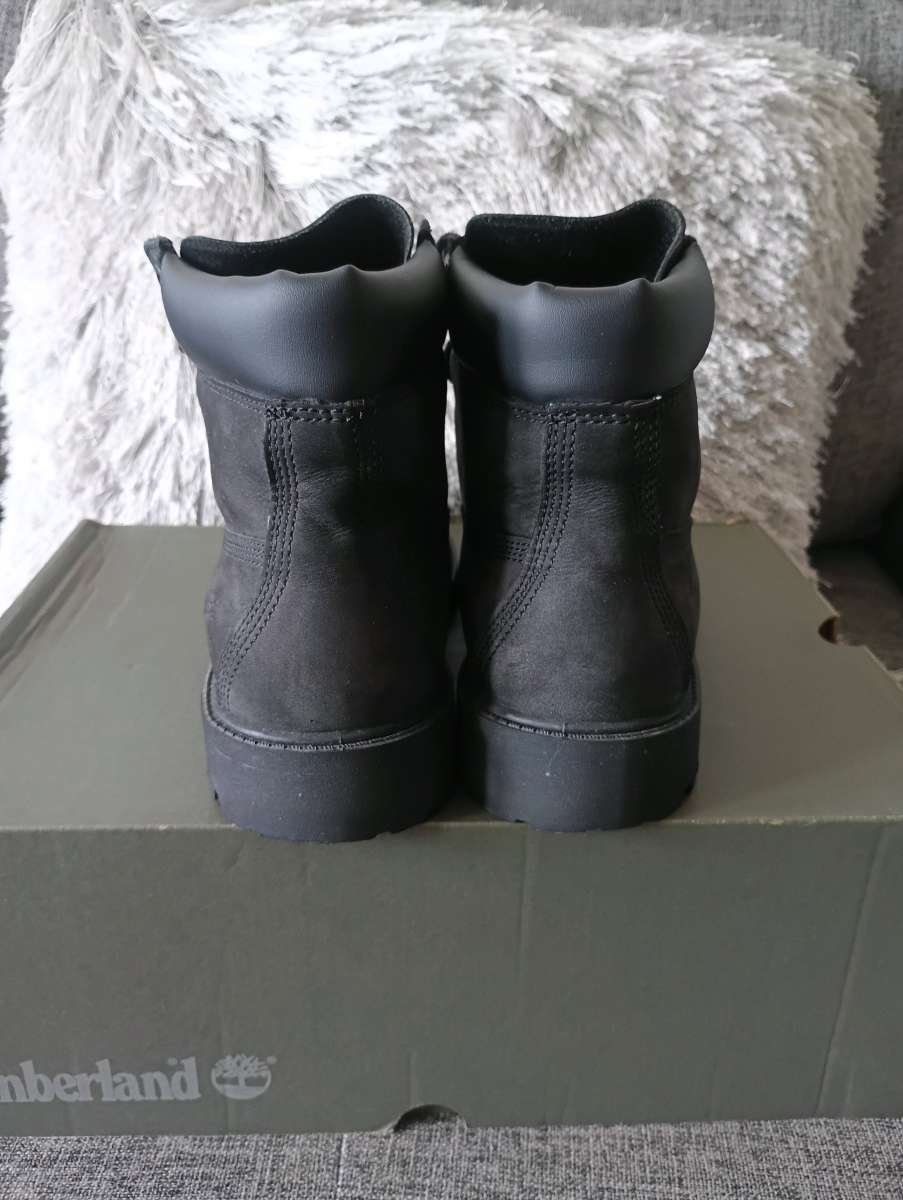 Timberland Premium 6 Inch Waterproof Boots Color Black Nubuc