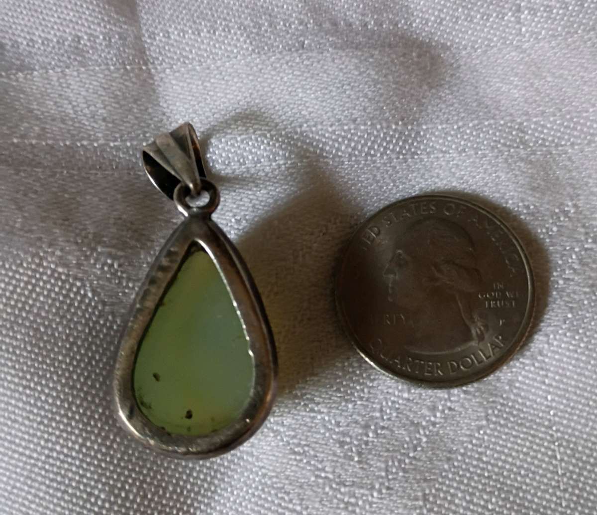 Vintage sterling and jade pendant