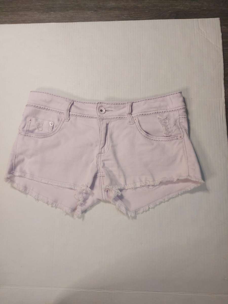 Dollhouse Lilac Purple Raw Hem Shorts Size Juniors