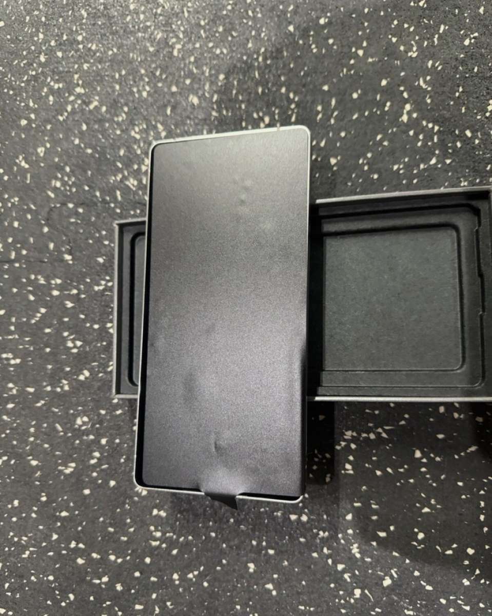 Brand new Samsung galaxy S 25 ultra