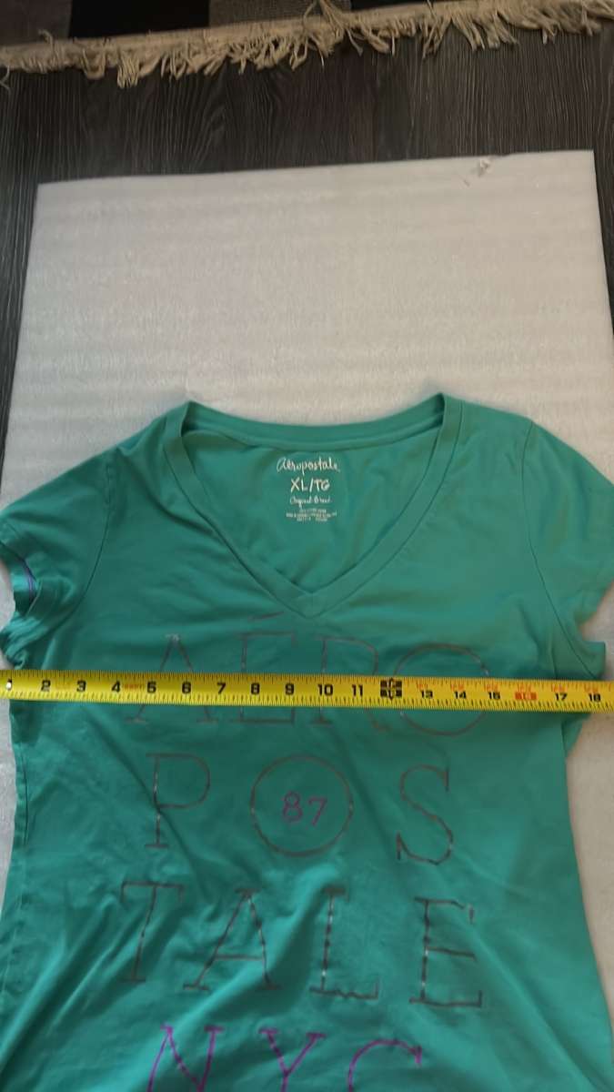 Aeropostale Spellout Green Logo Tee Size XL Short Sleeve