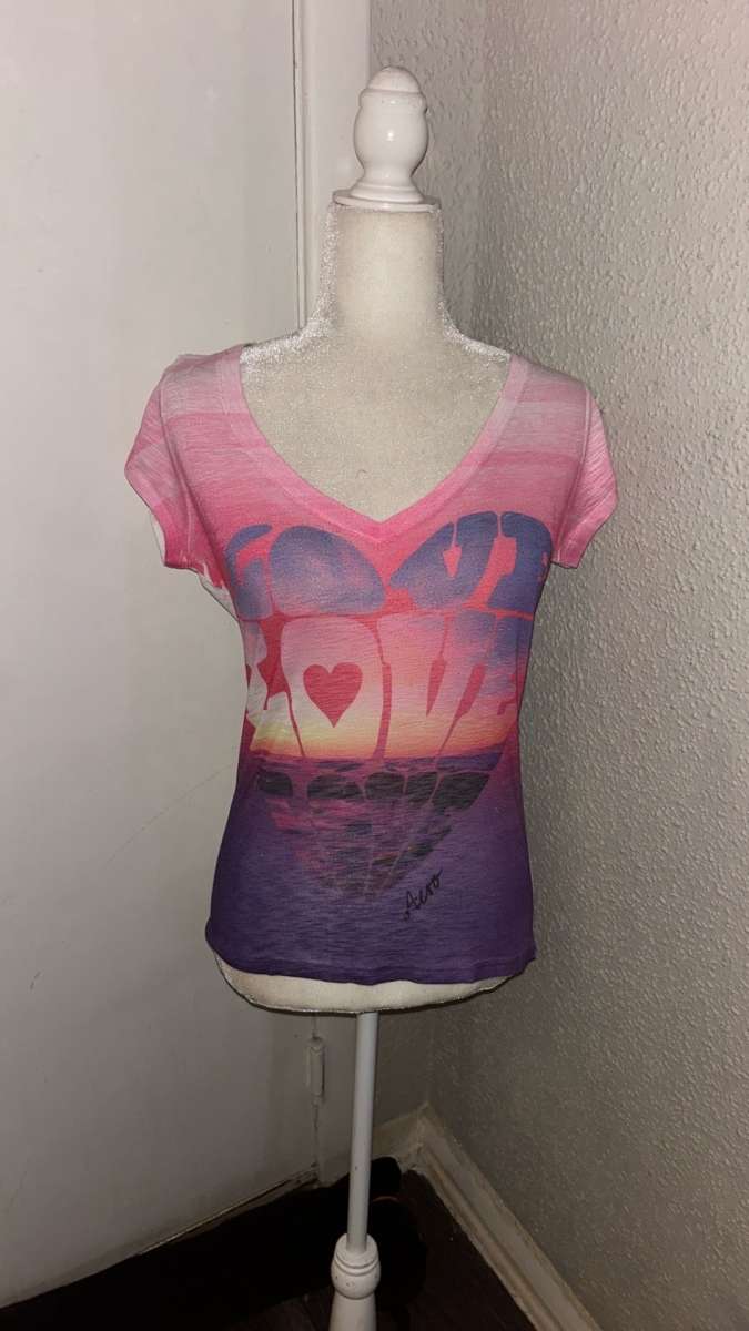 Aeropostale Love Heart Graphic Tshirt Size M