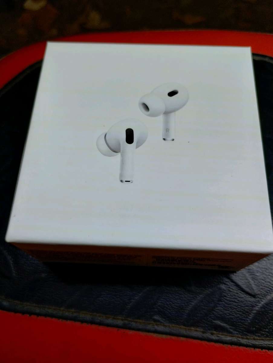 Apple AirPods Pro 2nd Generation with MagSafe Charging case