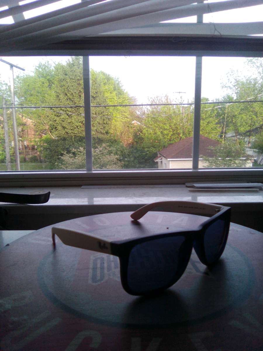 Ray Ban sunglasses plus case