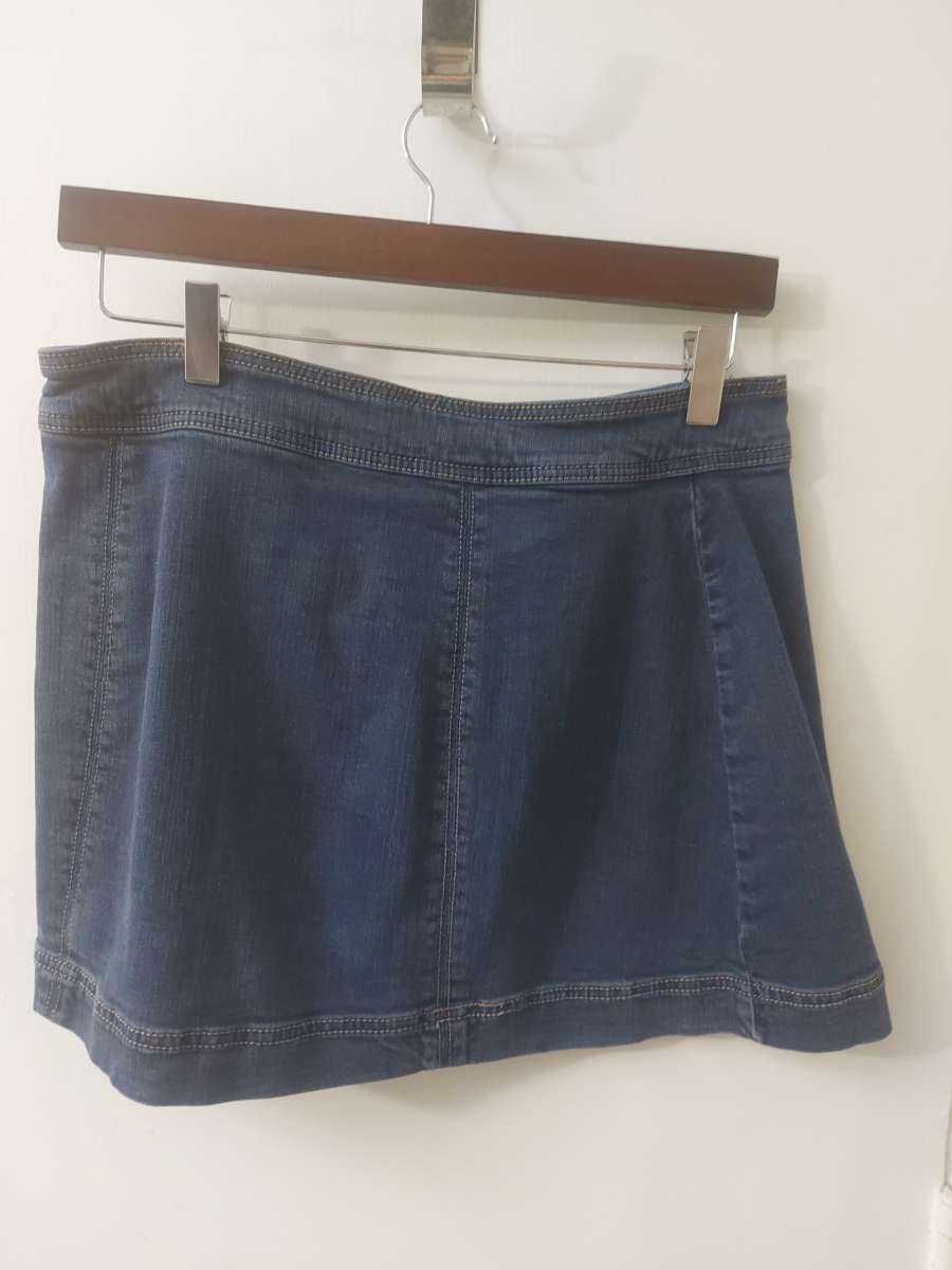 Free People Button Down Denim Skirt Size 6