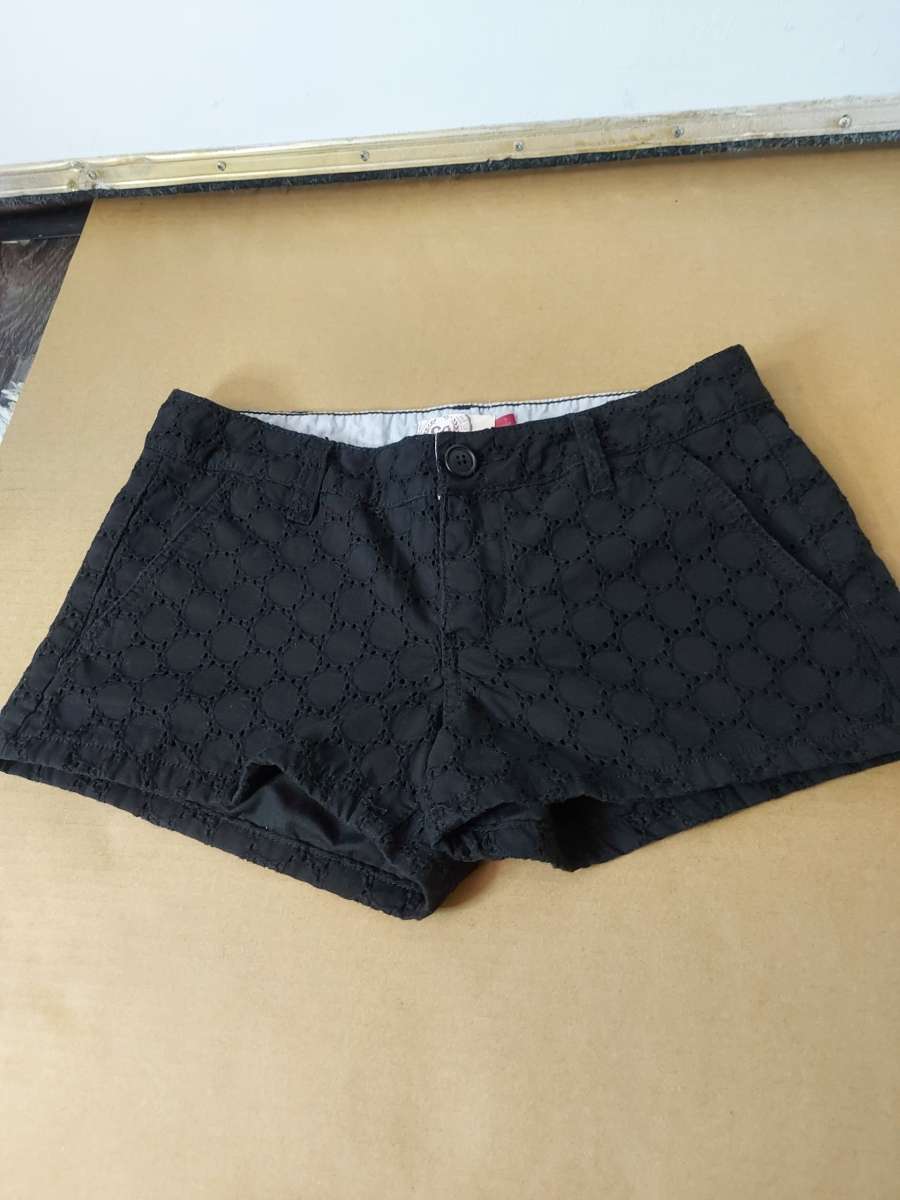 SO Clothing Black Lace Shorts Size 5 Juniors