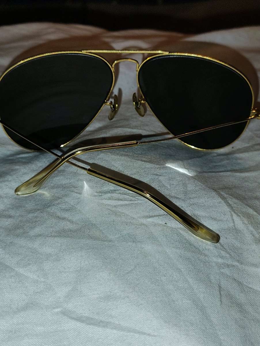 rayban Aviator Gold sunglasses
