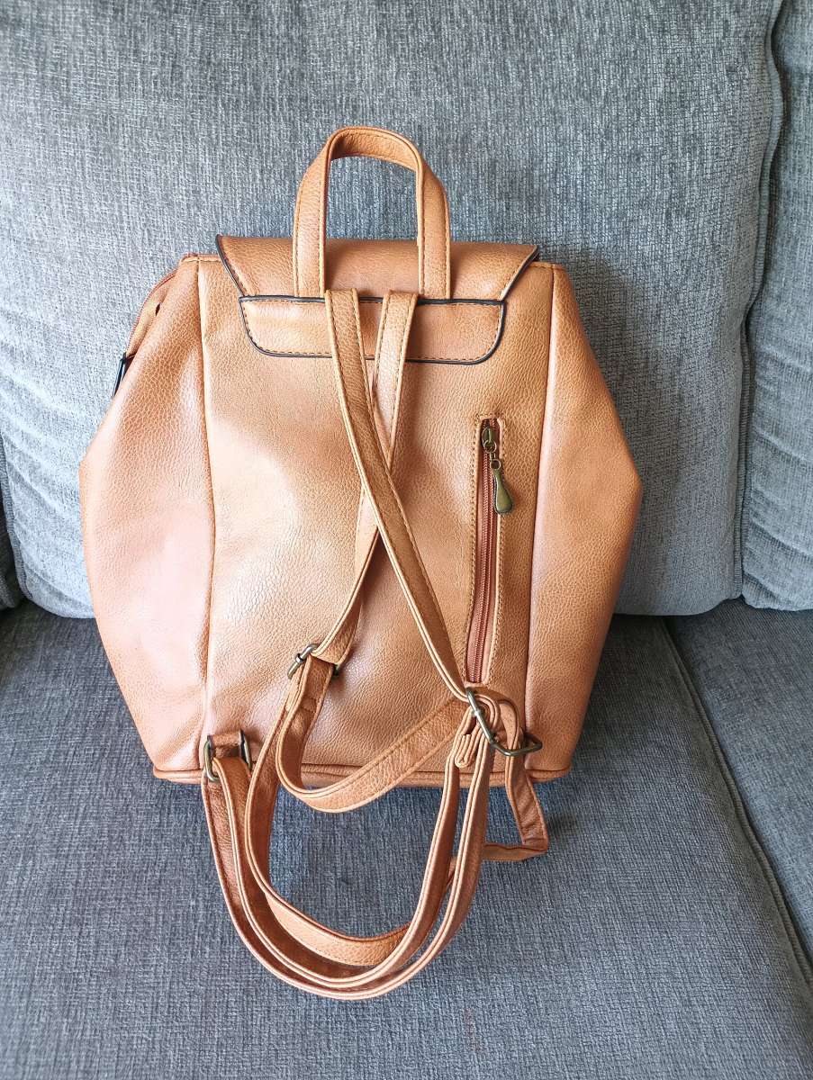 Cognac vintage vegan leather backpack