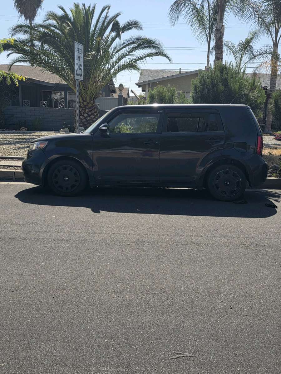 2008 Scion XB