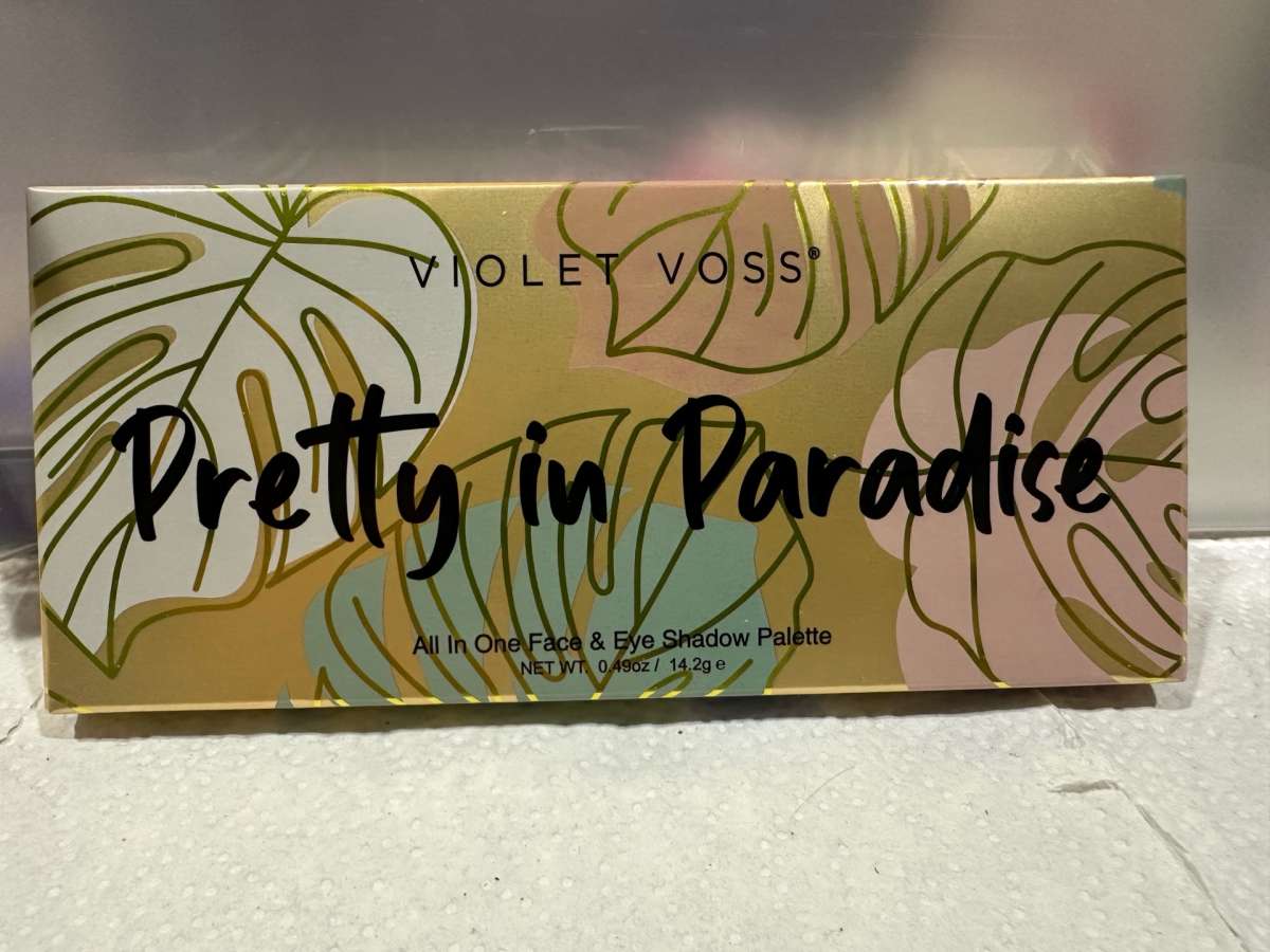 Violet Voss Pretty In Paradise All in one face  Eyeshadow Pa