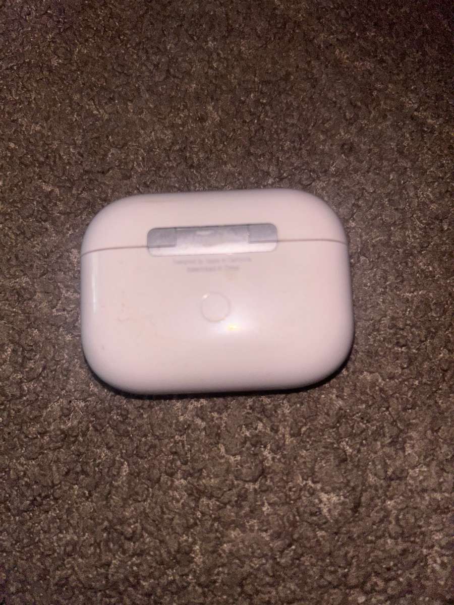 Pair of Used Apple AirPods Gen 2