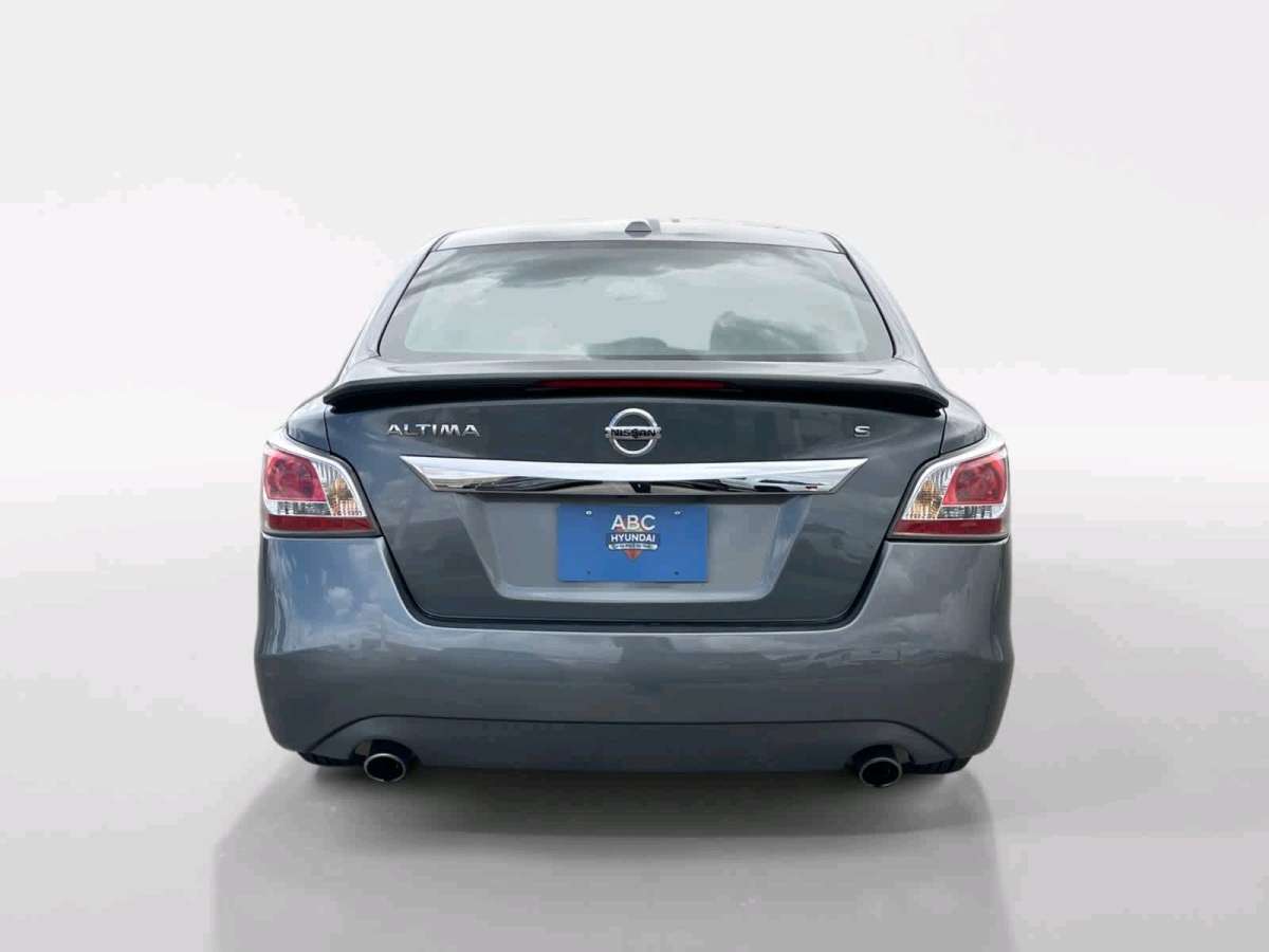 2015  Nissan Altima S