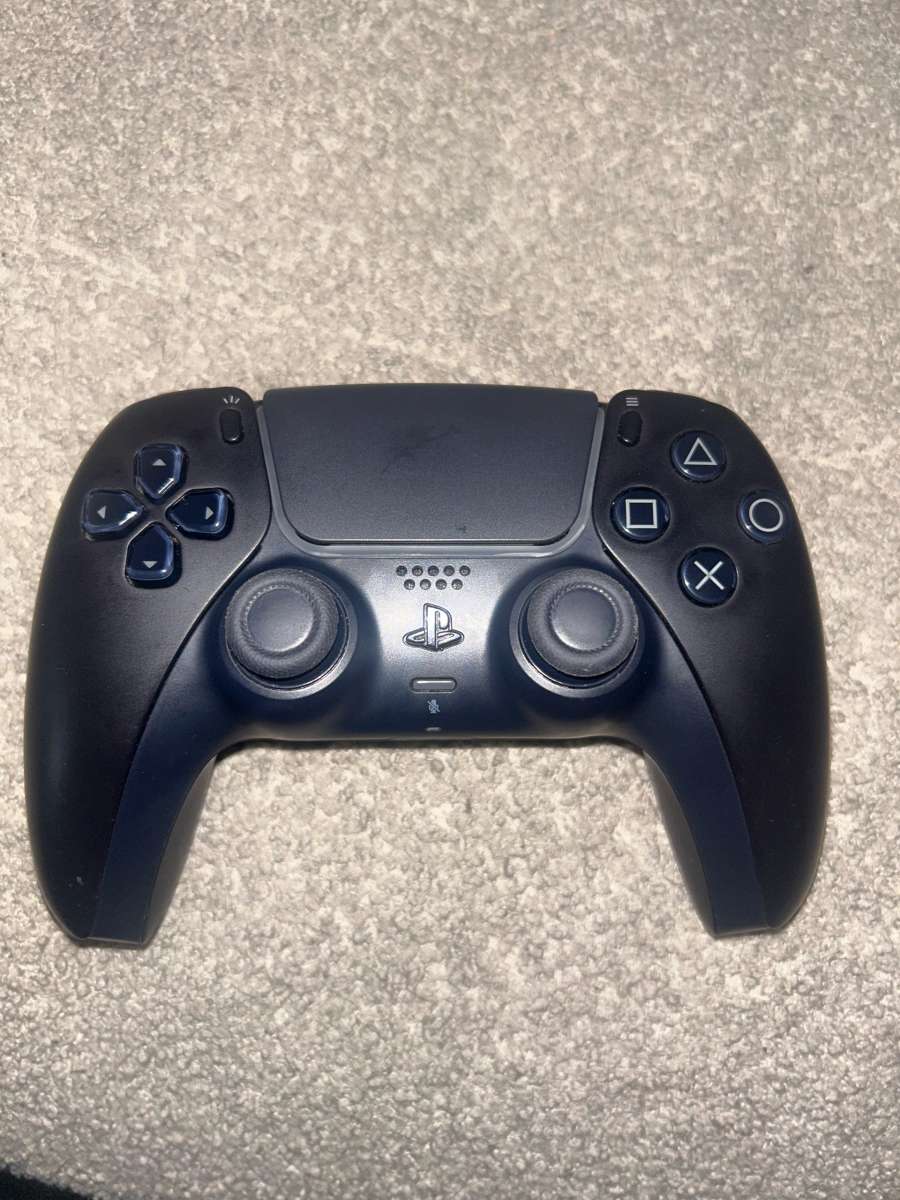 Black P5 Controller
