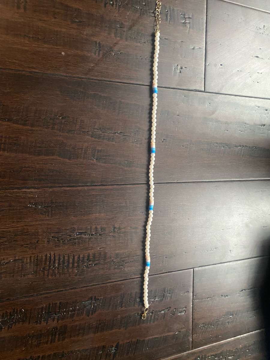 pearly beach necklace