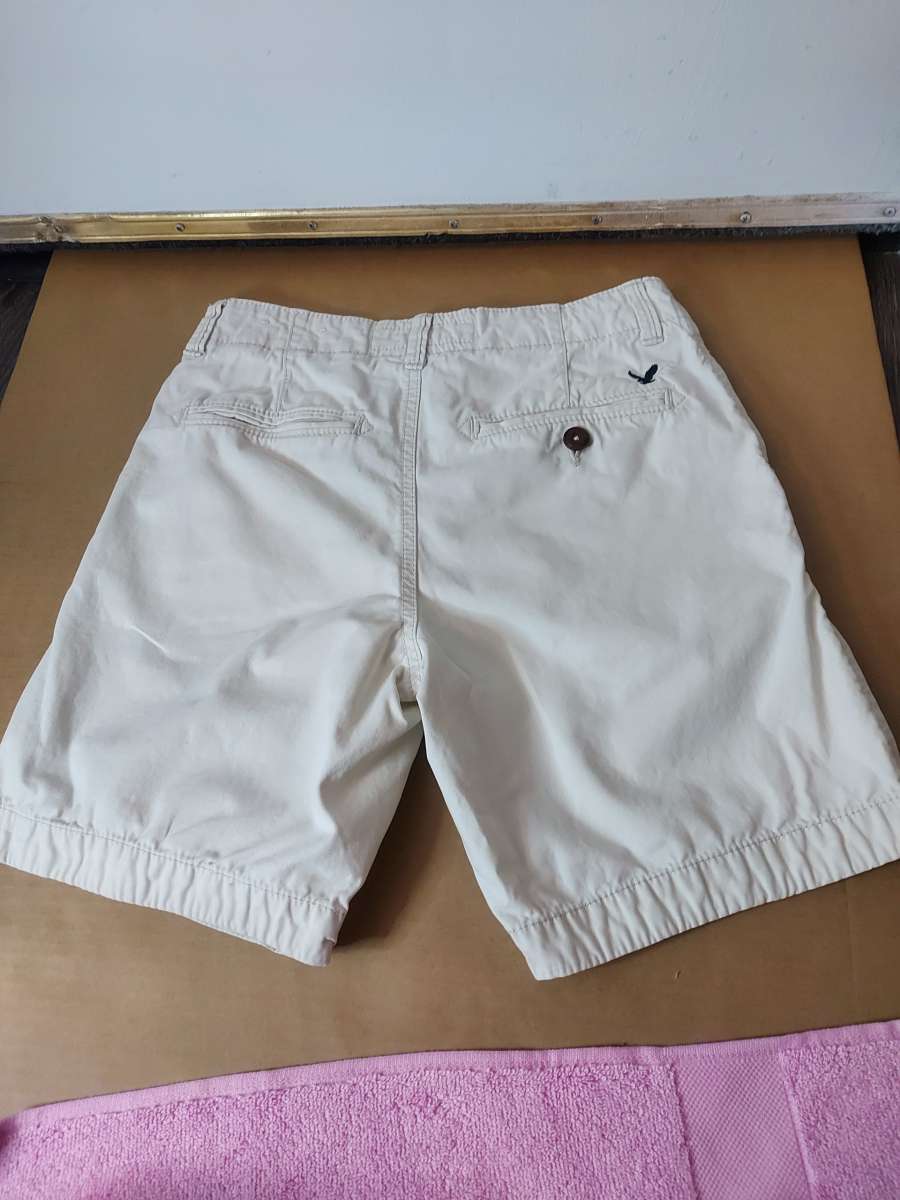 American Eagle Outfitters Prep Bermuda Shorts Size 36 Light