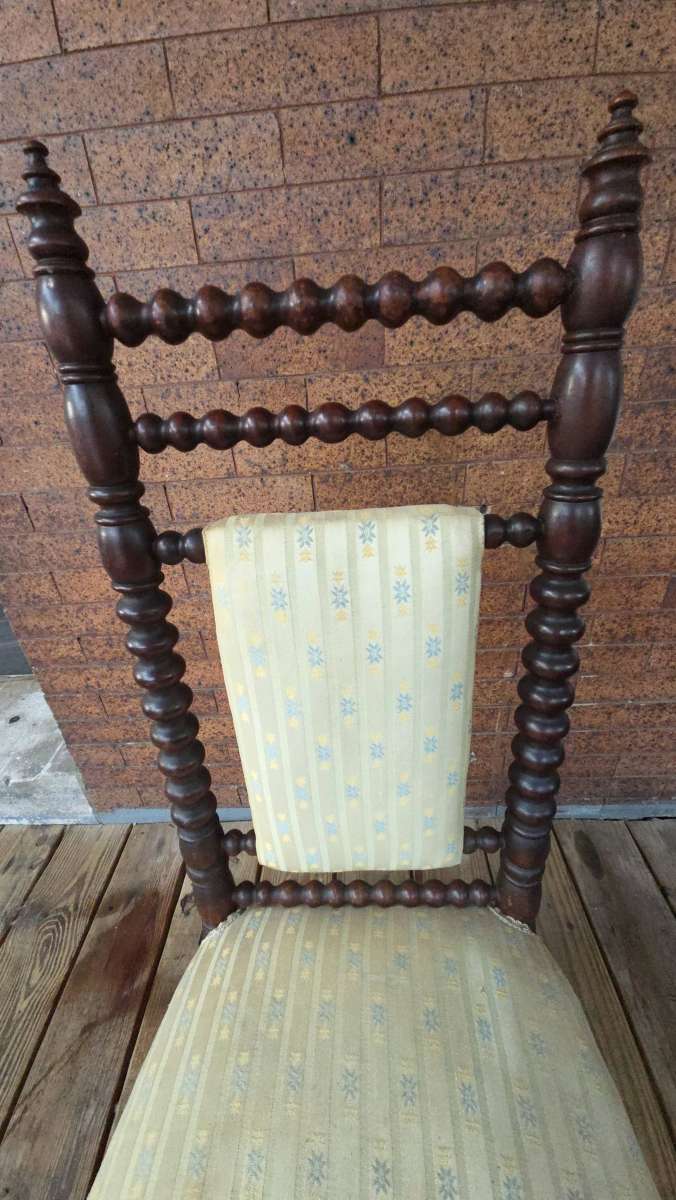 Antique Victorian Bobbin Chair  Classic Turned Spindle Desig