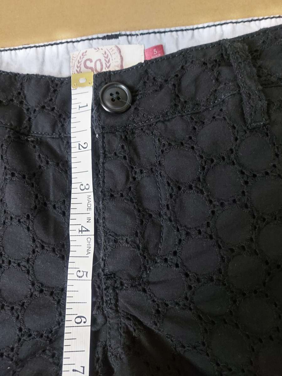 SO Clothing Black Lace Shorts Size 5 Juniors