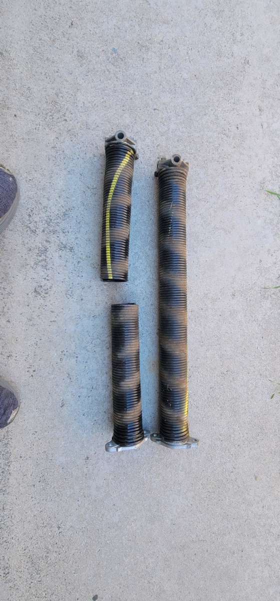 REPAIRS GARAGE DOORS