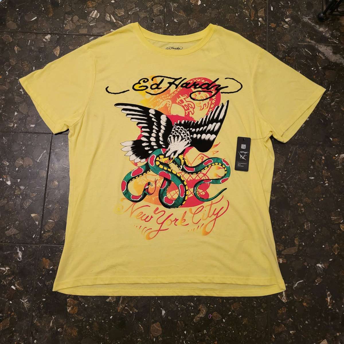 Ed Hardy Graphic Tee XL
