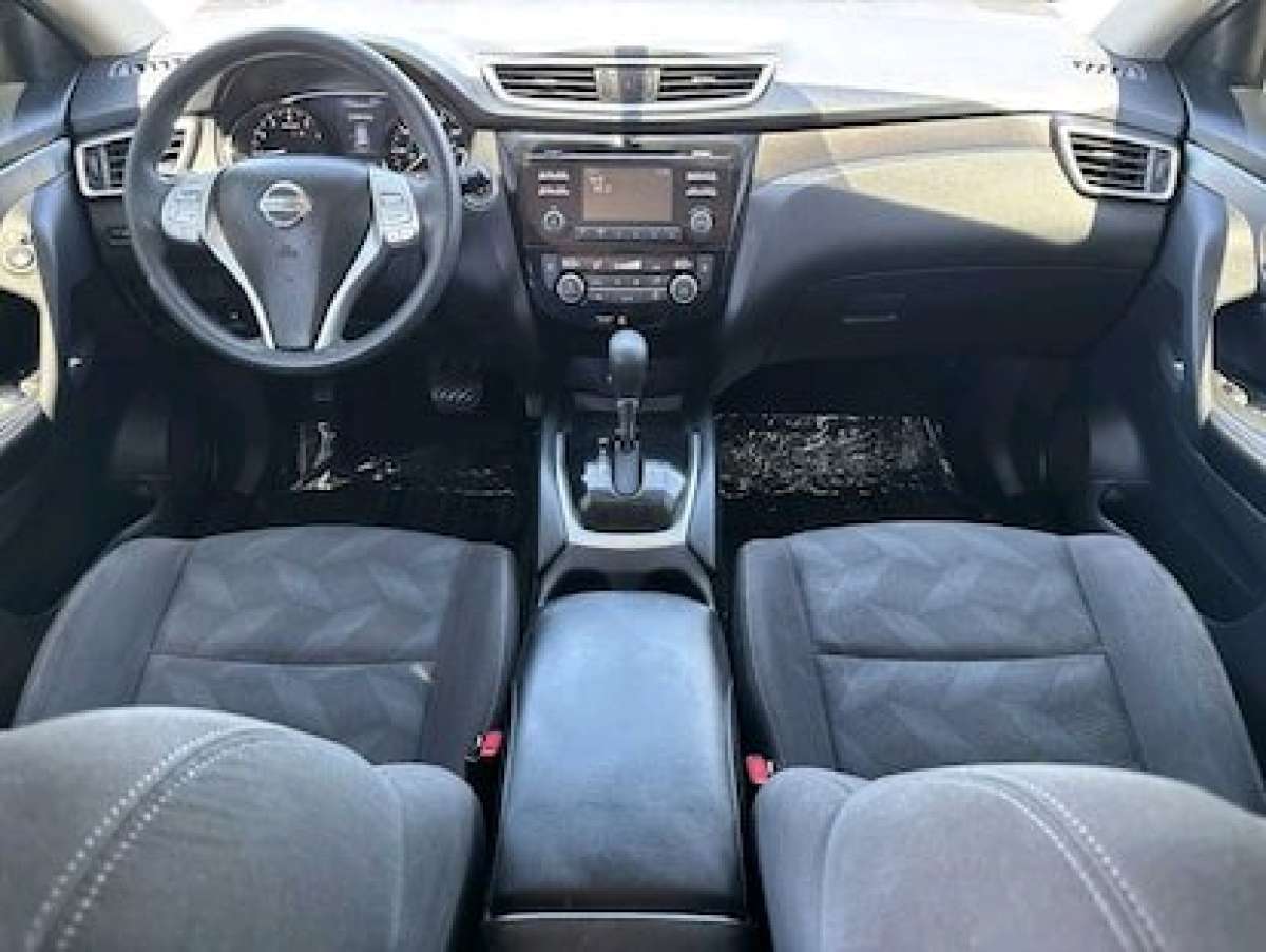 2015 Nissan Rogue SV