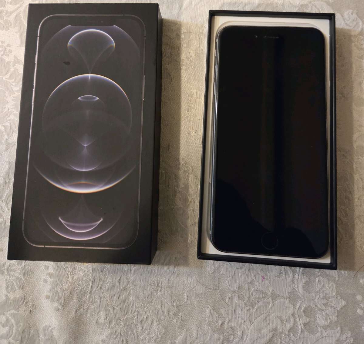 iPhone 6 Plus  16GB ATT