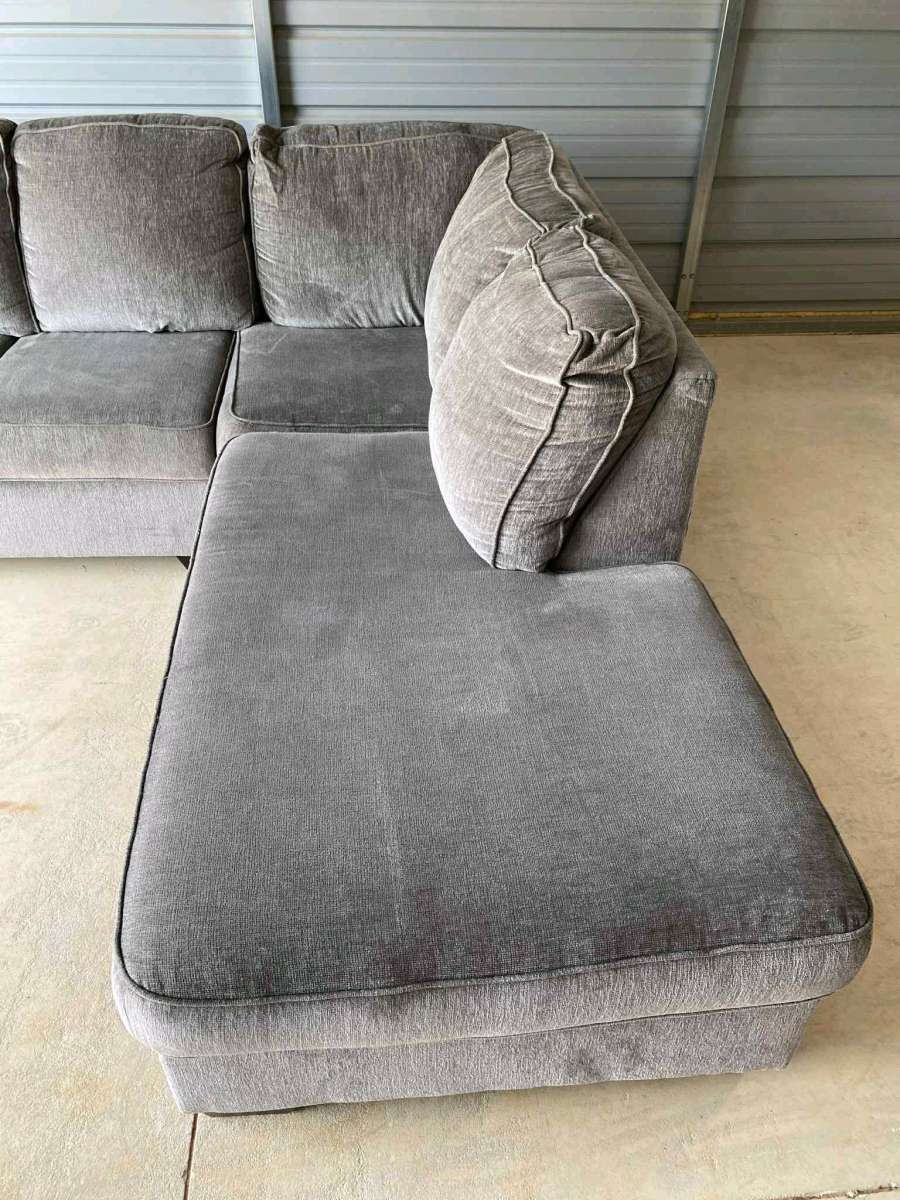 Ashley Furniture Altari Fabric 2 pc Sectional