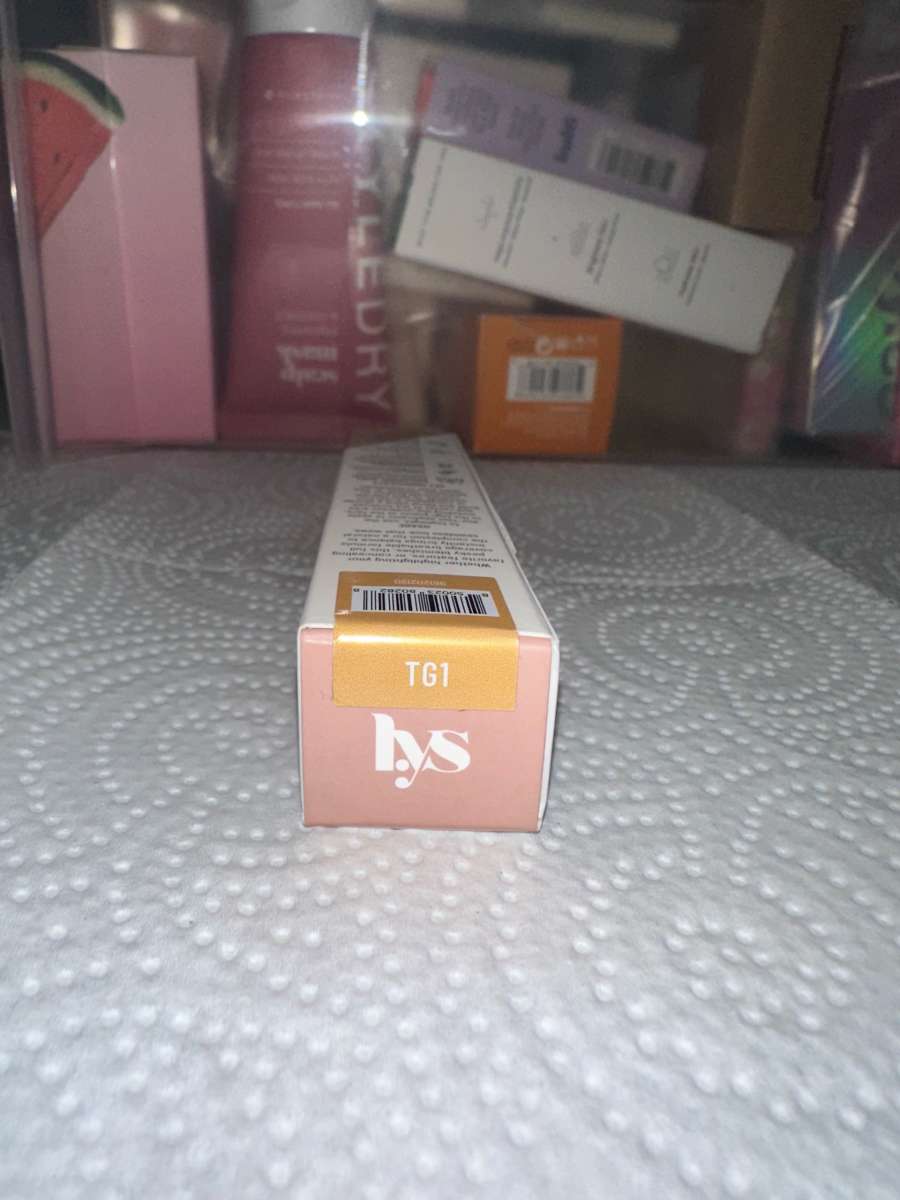 Lys Triple Fix Full Coverage Brightening Concealer