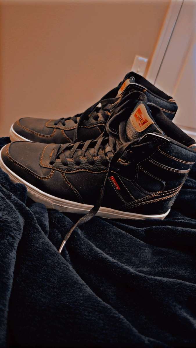 Levis Denim HighTop Sneakers