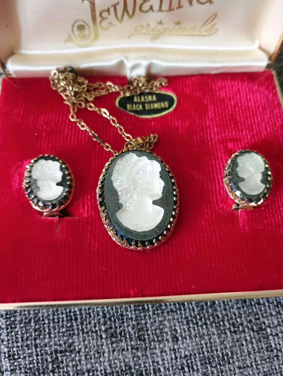 Alaska black diamond necklace and earrings