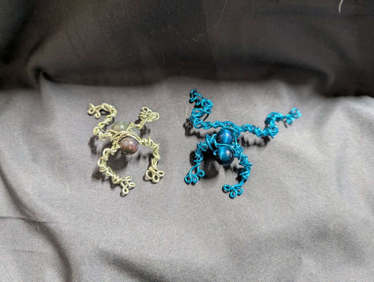 Wire And Stone Creatures