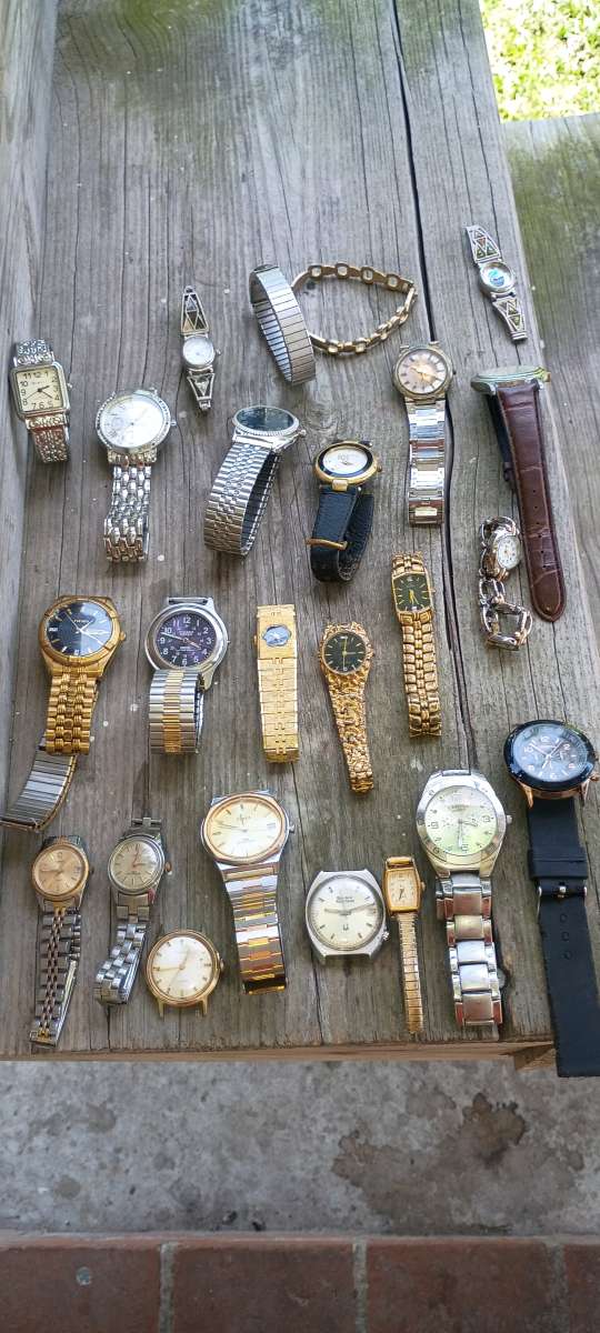 Lot watches