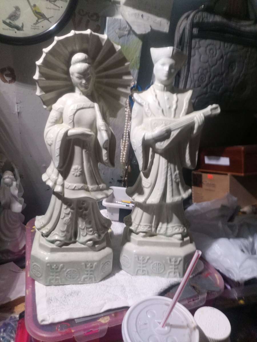 porcelain antique emperor and empress